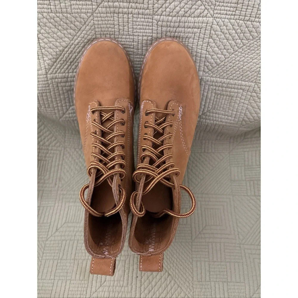 Vintage Eastland Womens 7M Tan Suede Lace Up Chukka Boots Made USA 780810